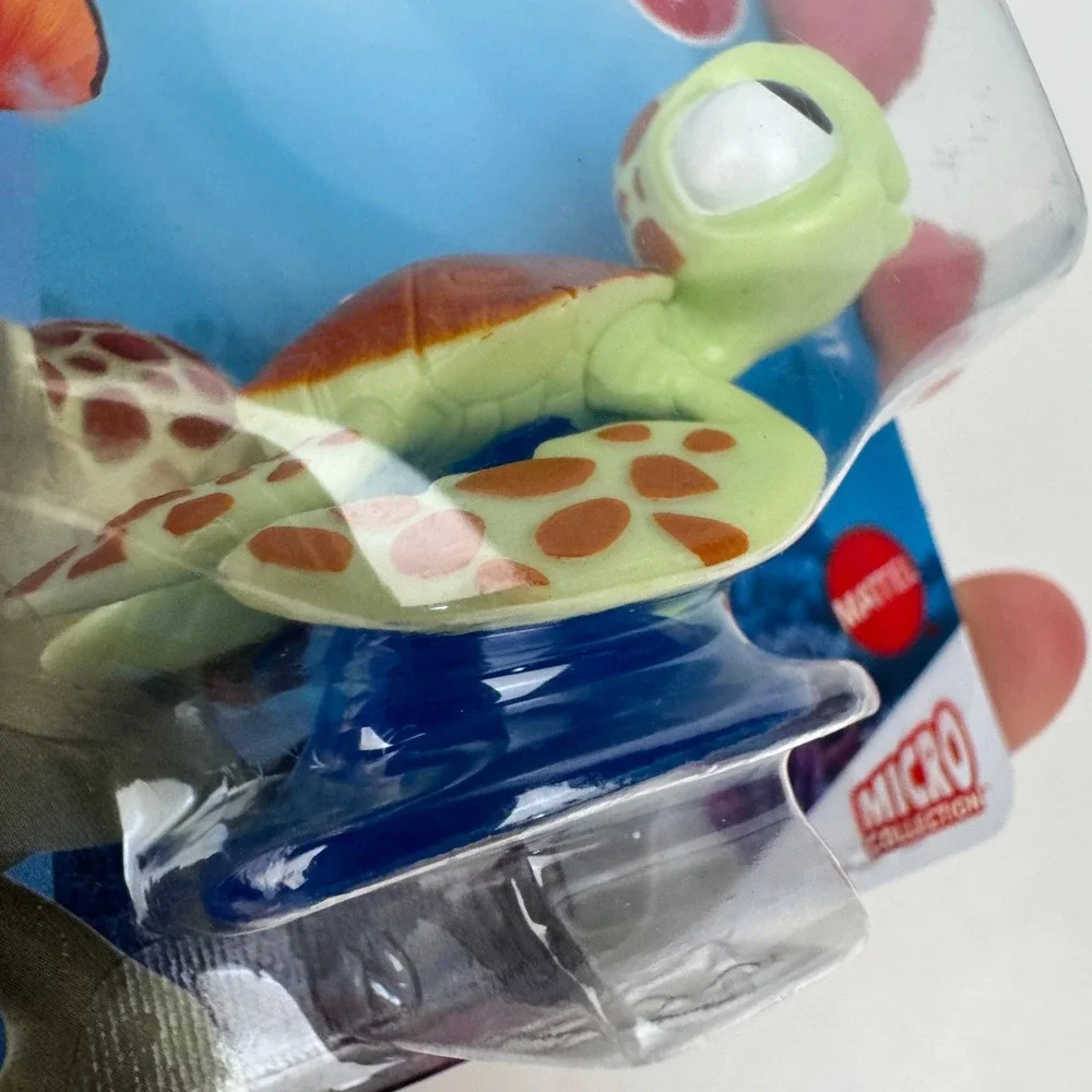 Sealed Micro Collection Pixar Finding Nemo Squirt Sea Turtle Figurine Toy Disney